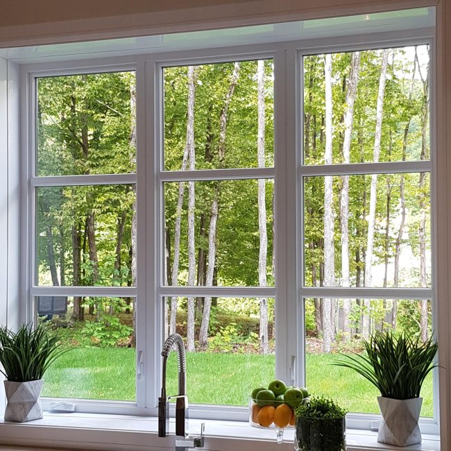 Casement window with muntins